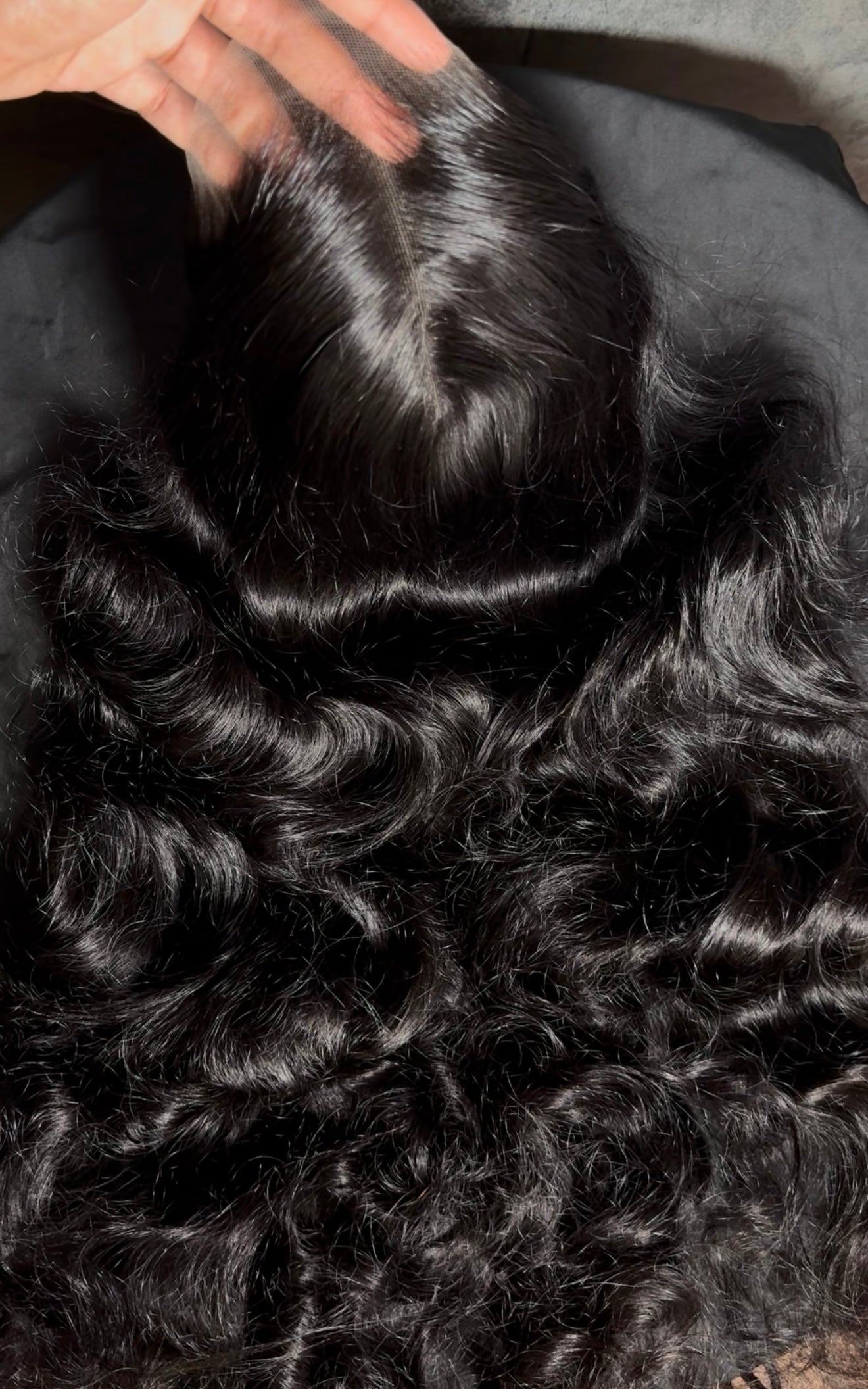 Luscious HD BODY WAVE FRONTAL WIG